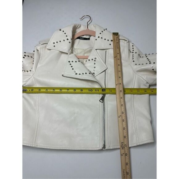 Mamō Off White Crop Biker Jacket Metal Studs Trim Crossed Zip Sz 36 EU/ S US - Picture 11 of 15